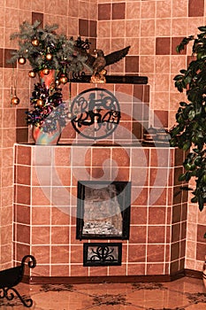 Design of a tiled fireplace