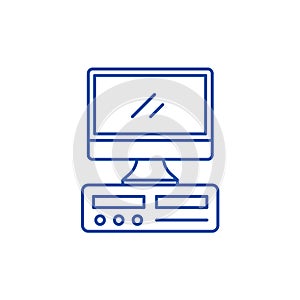 Desktop computer line icon concept. Desktop computer flat  vector symbol, sign, outline illustration.