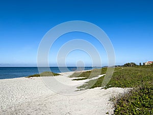 Desolate Turtle Beach on Florida\'s Gulf of Mexico coast