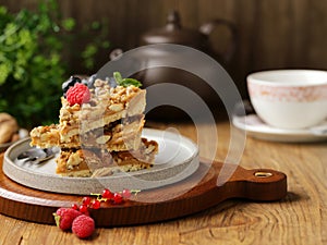 dessert cake pie with berries