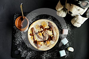 Dessert pizza - Chocolate Nutella Pizza