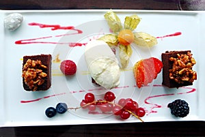 Dessert taster sample platter
