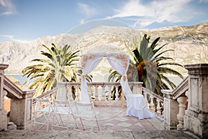 Destination wedding arch