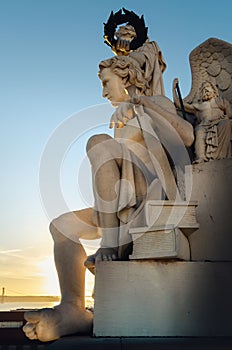 Arco da Rua Augusta, Lisbon, detail of the sculpture photo