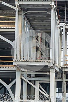 Detail of the construction of the steel structure of the bridge