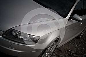 Detail of front light and bonnet