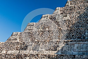 De pasos de pirámide en maya arqueológico paginas México 