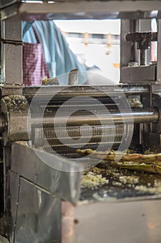 Sugarcane juice making