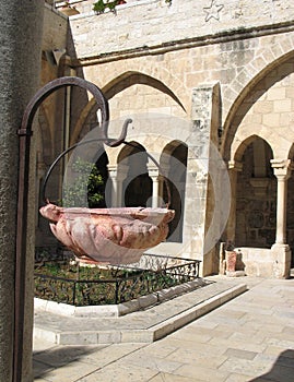 Detail of yard in Bethlehem