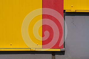 Detail yellow sheet metal facade