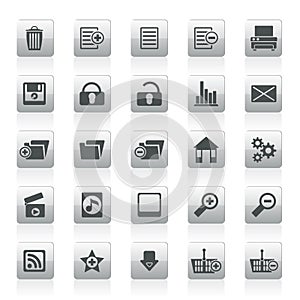 25 Detailed Internet Icons