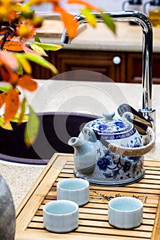 Detailed picture of Chinese teahouse