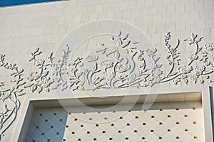 Details of famous Sheikh Zayed White Mosque in Abu Dhabi