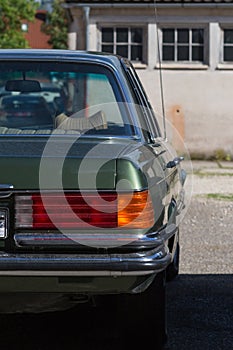 details old daimler car