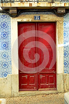 Details of red door