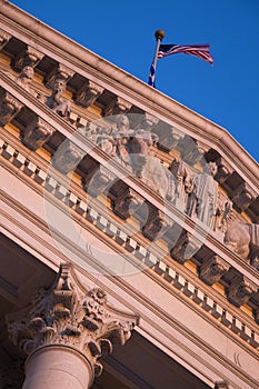 Details on State Capitol Building