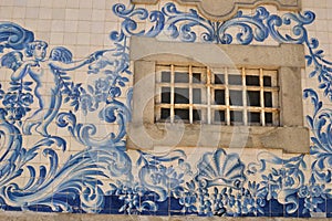 Details of the windows of Porto