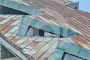 Deteriorated roof detail