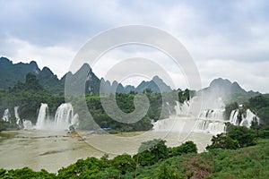 Detian Waterfall photo