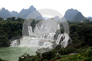 Detian waterfalls in Guangxi, China photo