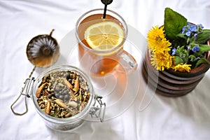Detox tea health, weight-loss claims are that it  helps maintain a healthy immune system, cleanses your digestive system, suppo