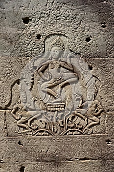 Deva sculptural