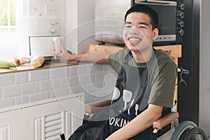 The development of daily life activity skills of disabled adolescents on wheelchairs