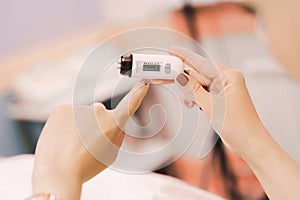 A device for measuring skin moisture saturation. Measurement of skin moisture in cosmetology