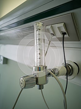Device for Medical Gases: Flowmeter  in a Hospital Room