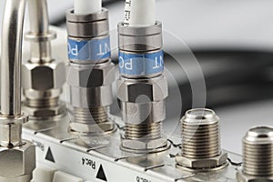 Device to distribute TV signal