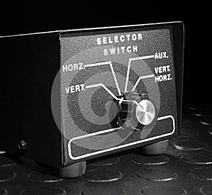 Device used to change shortwave radio antennas