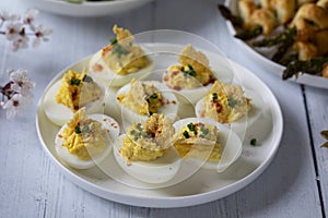 Devilled eggs canapes