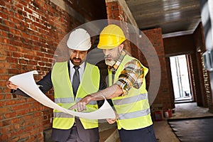 devoted bearded cottage builder and architect