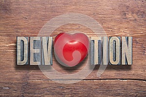 Devotion heart wooden