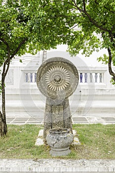 Dhammajak Statue
