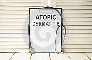 diagnosis Atopic Dermatitis on the display