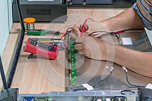 Diagnosis of malfunction and repair of lcd TV and monitor in the service center