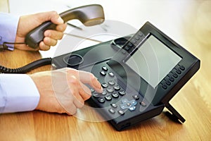 Dialing telephone keypad