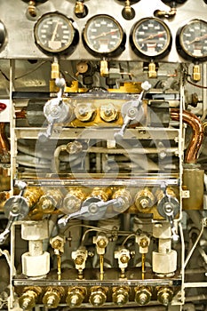 Dials and pressure gauges