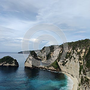 Diamond beach nusapenida bali crystal water photo