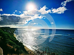 Diamond Head Vista: Ocean Majesty from the Lookout