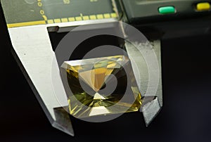 Diamond manufacturing in factory