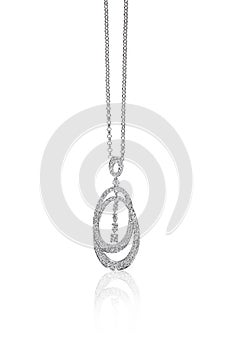 Diamond pendant chain necklace