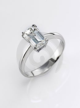 Diamantový prsten 