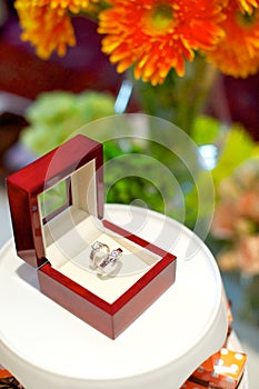 Diamond rings for engagement
