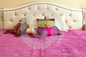 Diamond upholstery bed head pink blanket