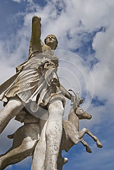 Diana statue photo