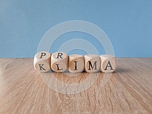 Dice form the German words \'Prima Klima\' which can be translated by \'nice climate\'.