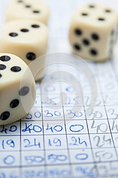 Dices and score