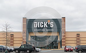 Dick`s Sporting Goods Retail